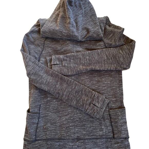 LULULEMON Find Your Centre Wrap Heathered Marled Black French Terry; Size 4 - Picture 6 of 13